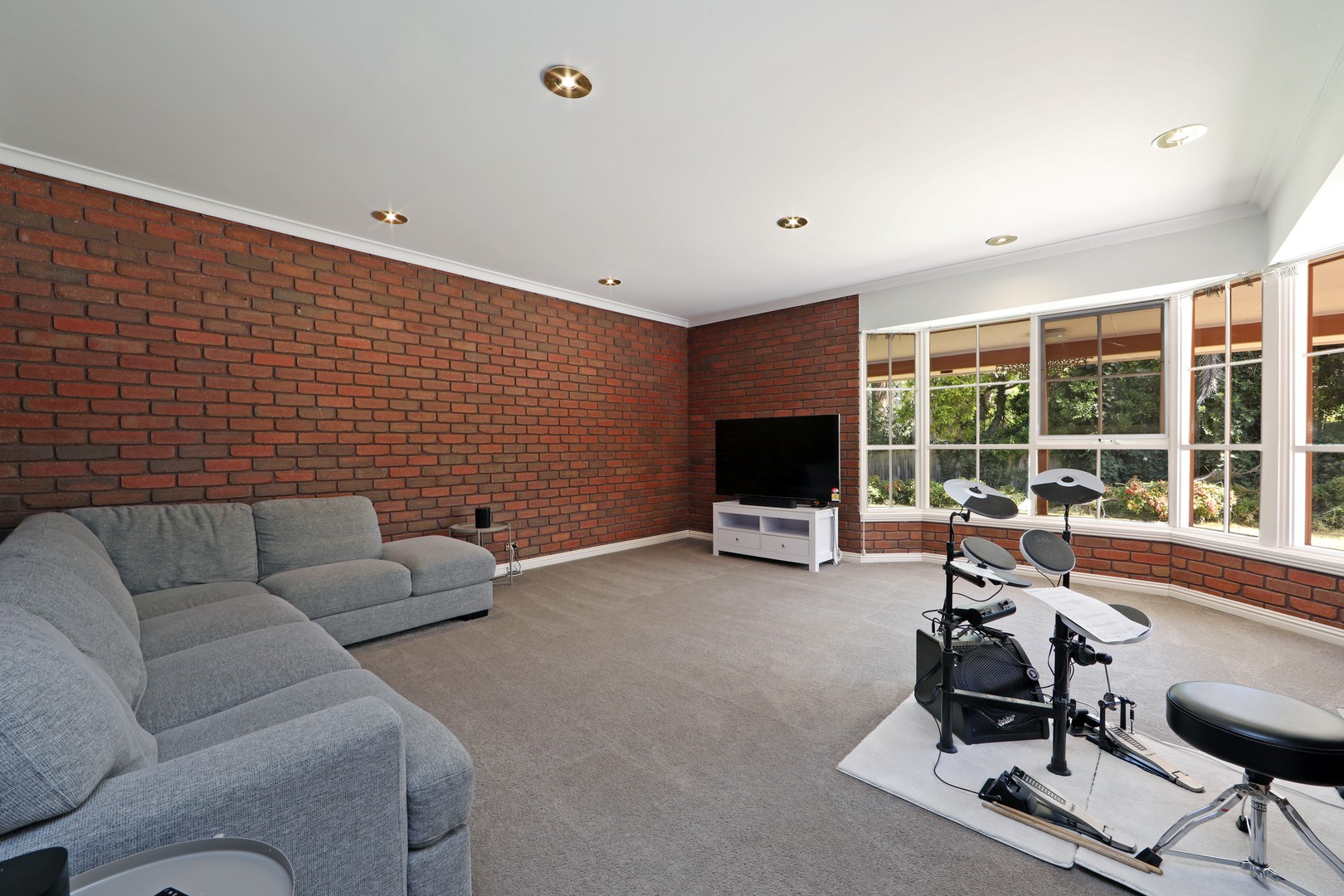 9 Timbertop Drive, Rowville, VIC 3178, Rowville - Thumbnail 3