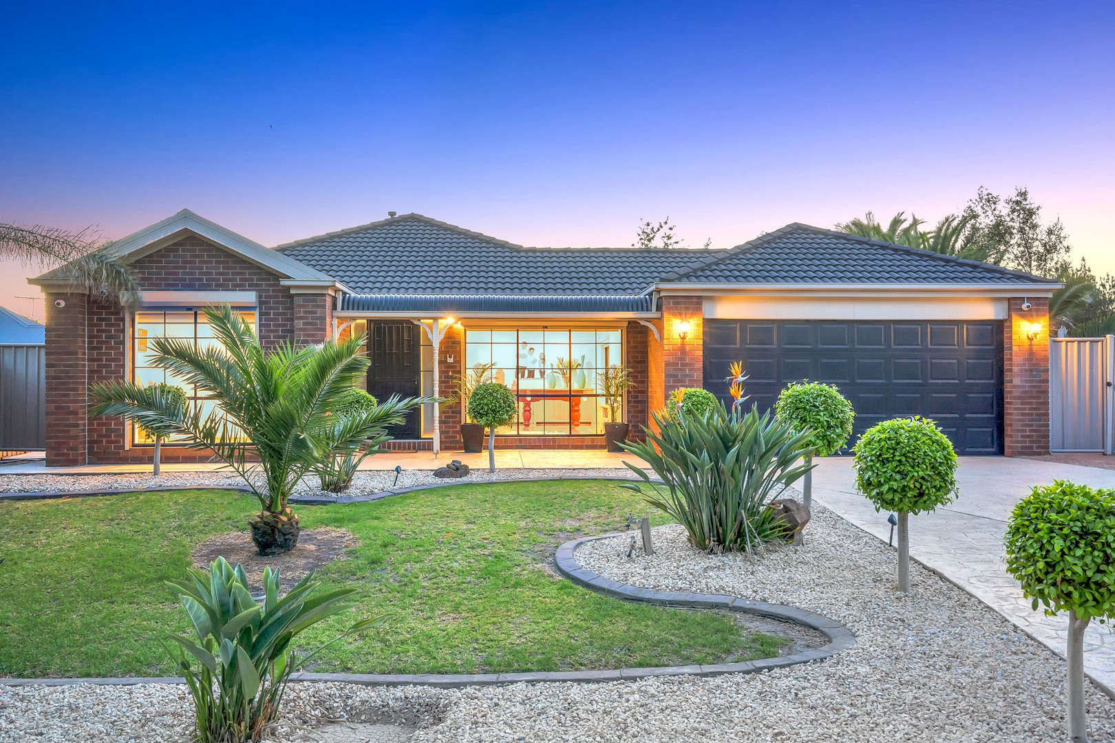 9 Toongabbie Place, Craigieburn, VIC 3064, Craigieburn - Thumbnail 2