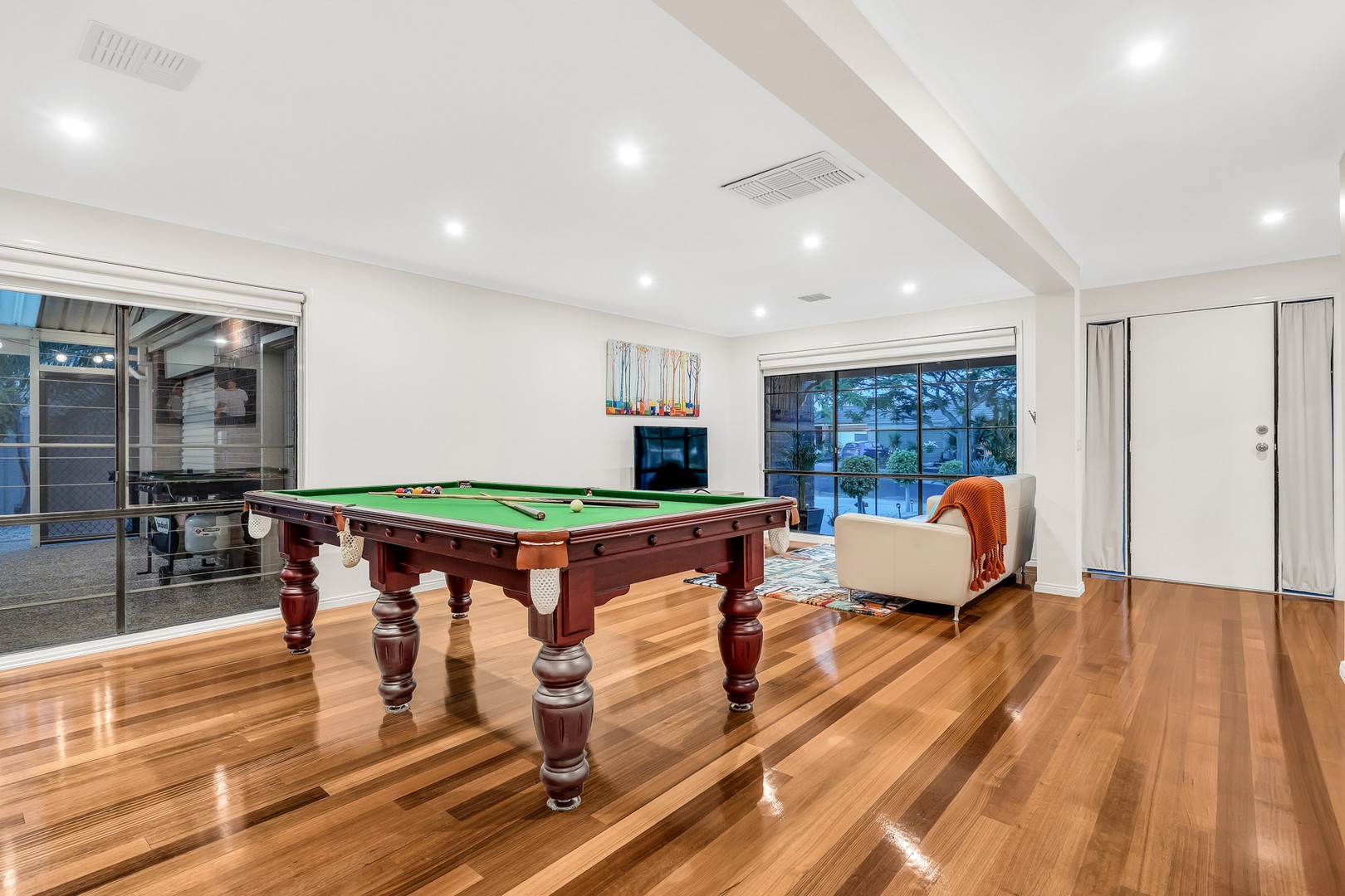 9 Toongabbie Place, Craigieburn, VIC 3064, Craigieburn - Thumbnail 5
