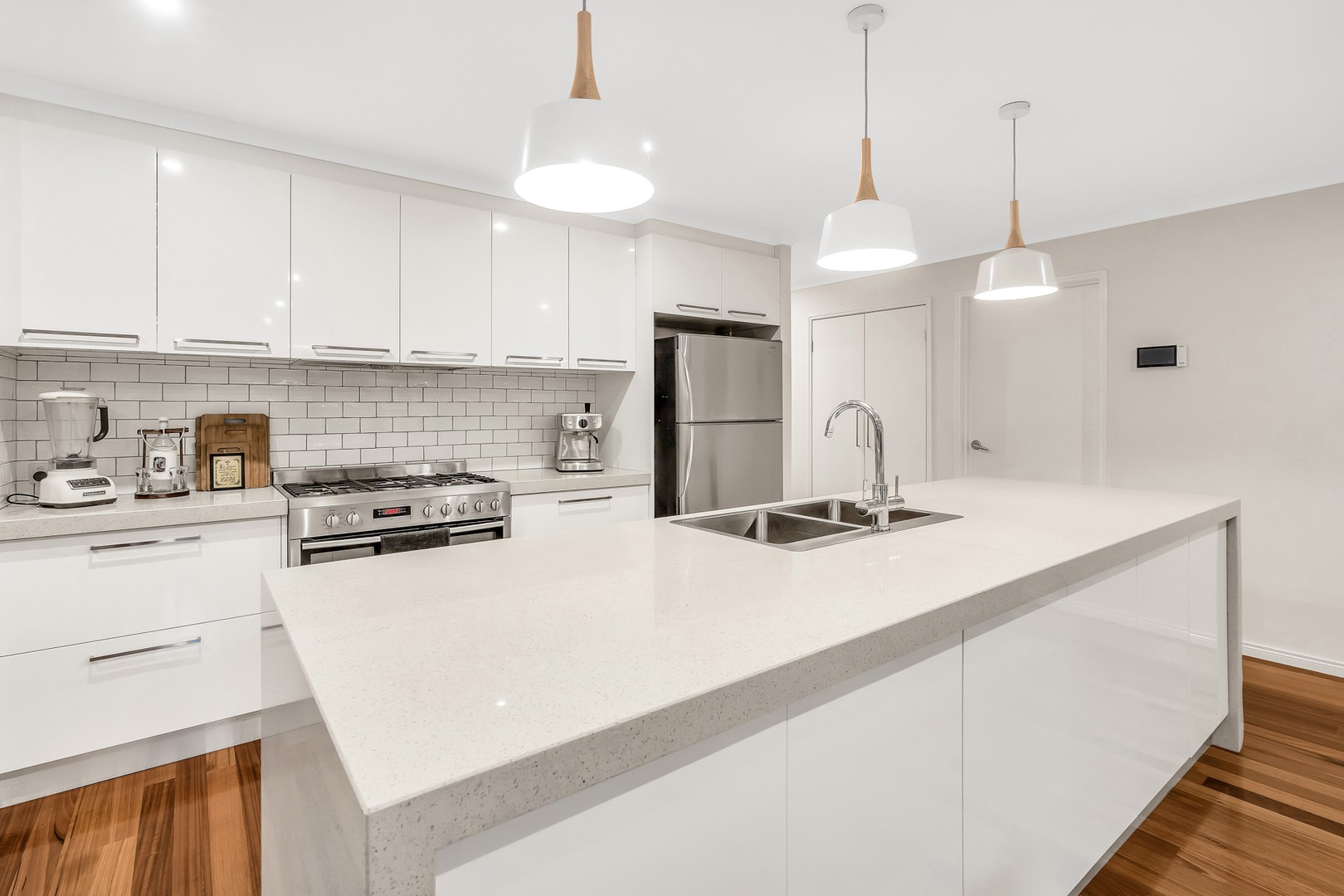 9 Toongabbie Place, Craigieburn, VIC 3064, Craigieburn - Thumbnail 8