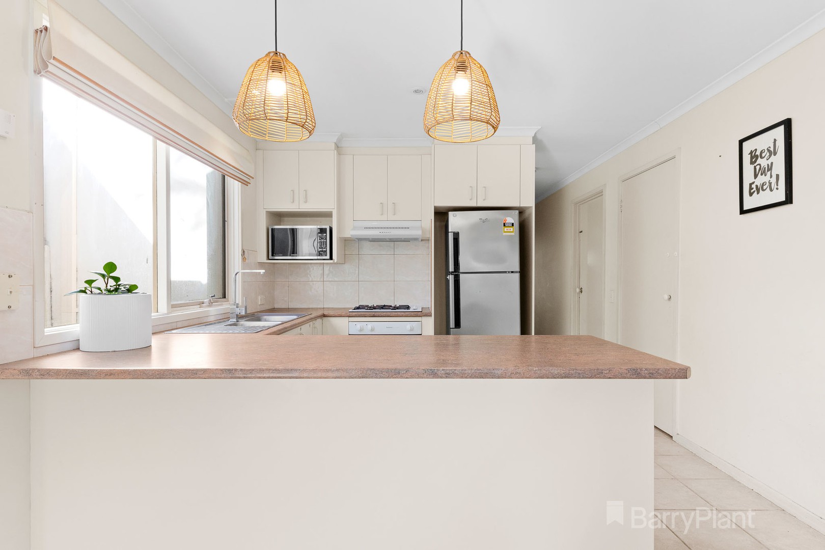 9 Tranter Square, Lynbrook, VIC 3975, Lynbrook - Thumbnail 2