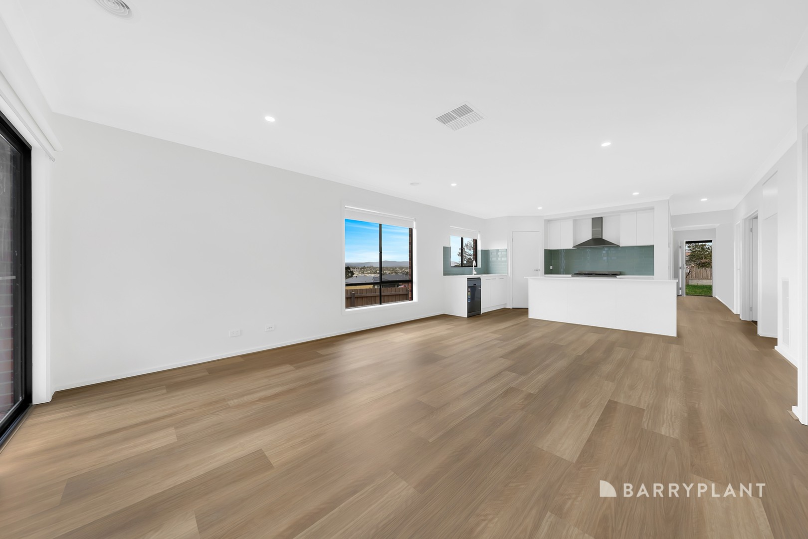 9 Trooper Street, Mernda, VIC 3754, Mernda - Thumbnail 3
