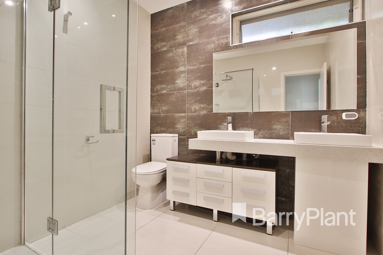 9 Tudor  Road, Doncaster, VIC 3108, Doncaster - Thumbnail 4