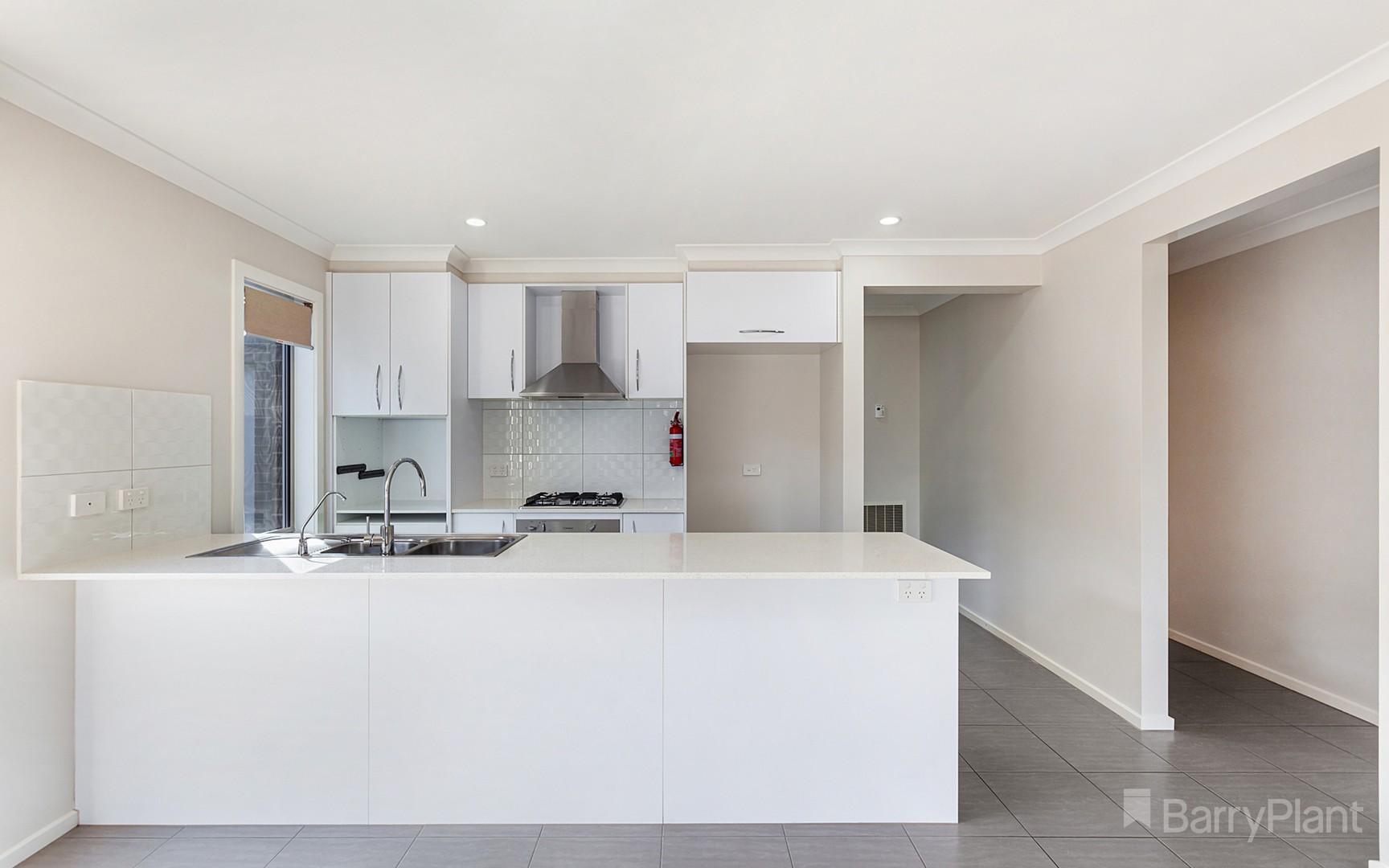 9 Tussock Drive, Wallan, VIC 3756, Wallan - Thumbnail 2
