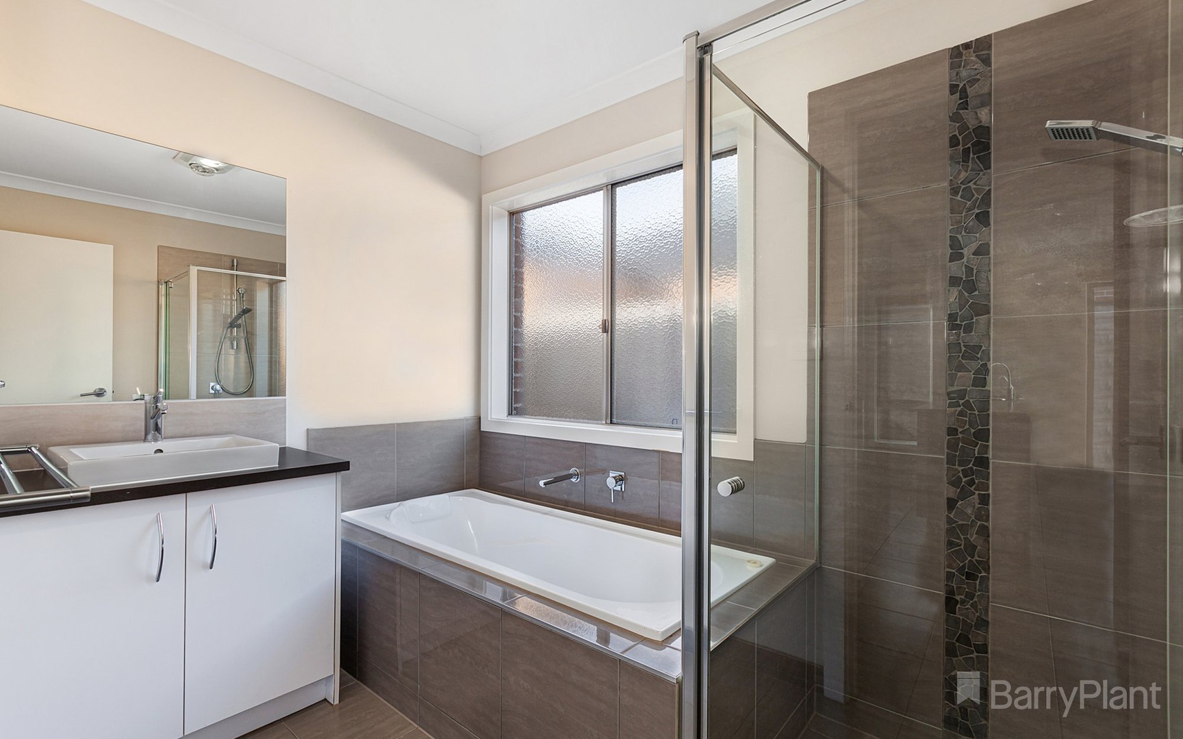 9 Tussock Drive, Wallan, VIC 3756, Wallan - Thumbnail 5