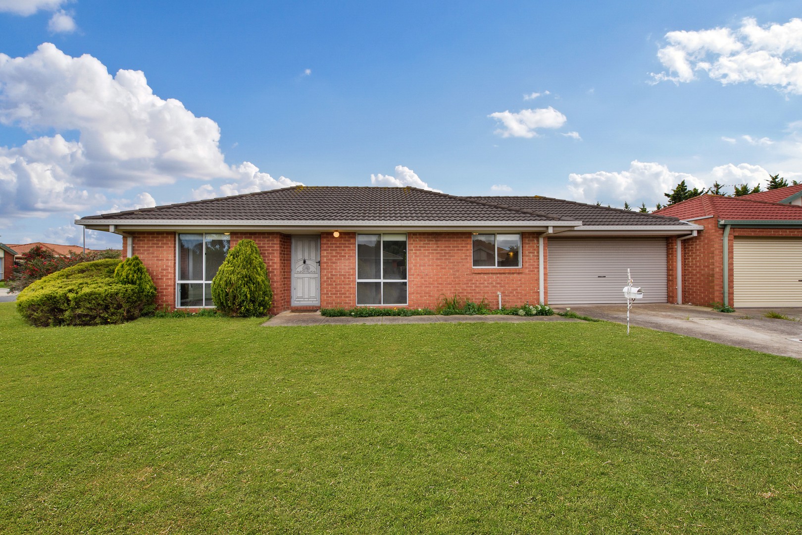 9 Varna CourtHillside, VIC 3037