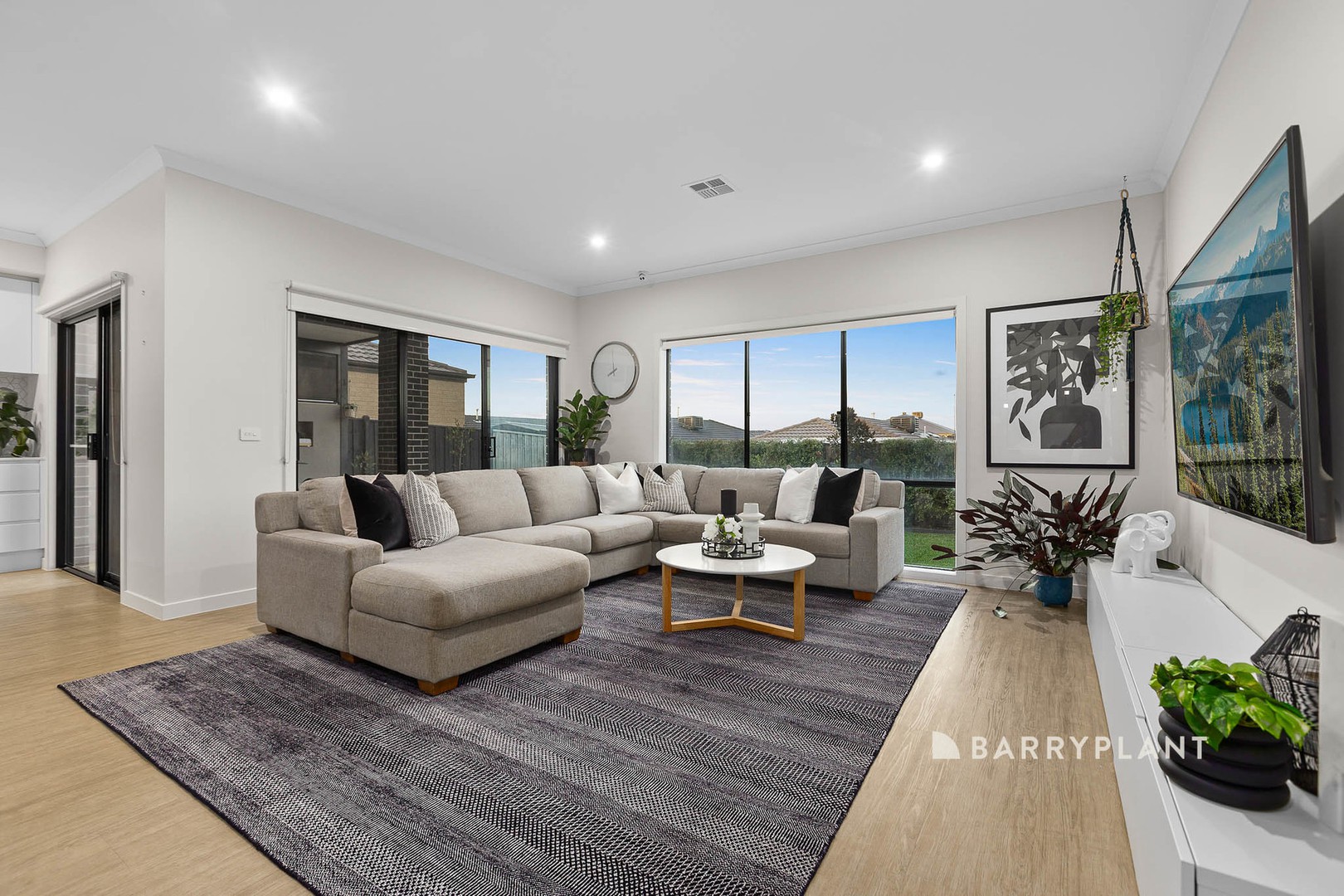 9 Vermillion Drive, Clyde North, VIC 3978, Clyde North - Thumbnail 7