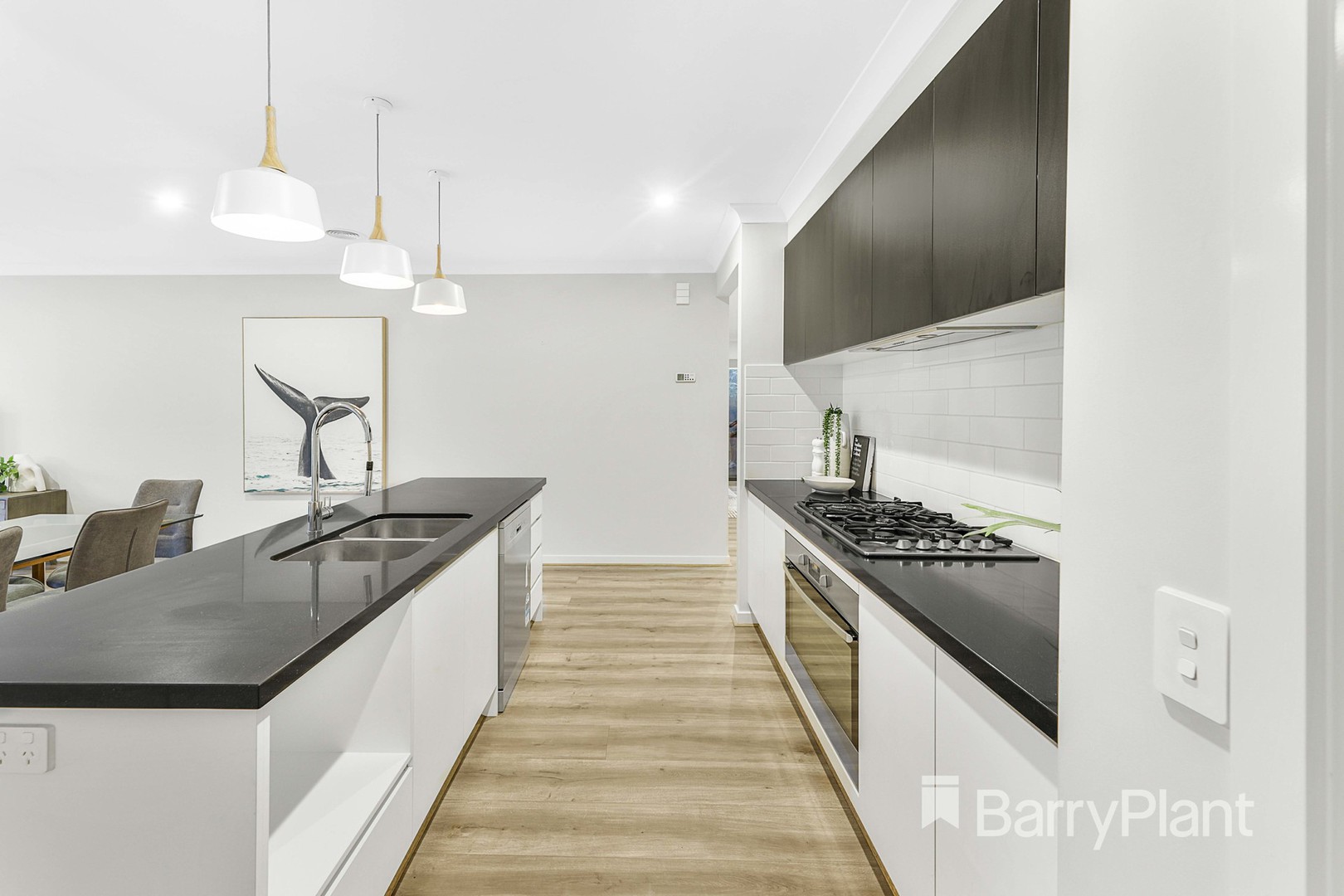 9 Victoria Road, Bayswater, VIC 3153, Bayswater - Thumbnail 4