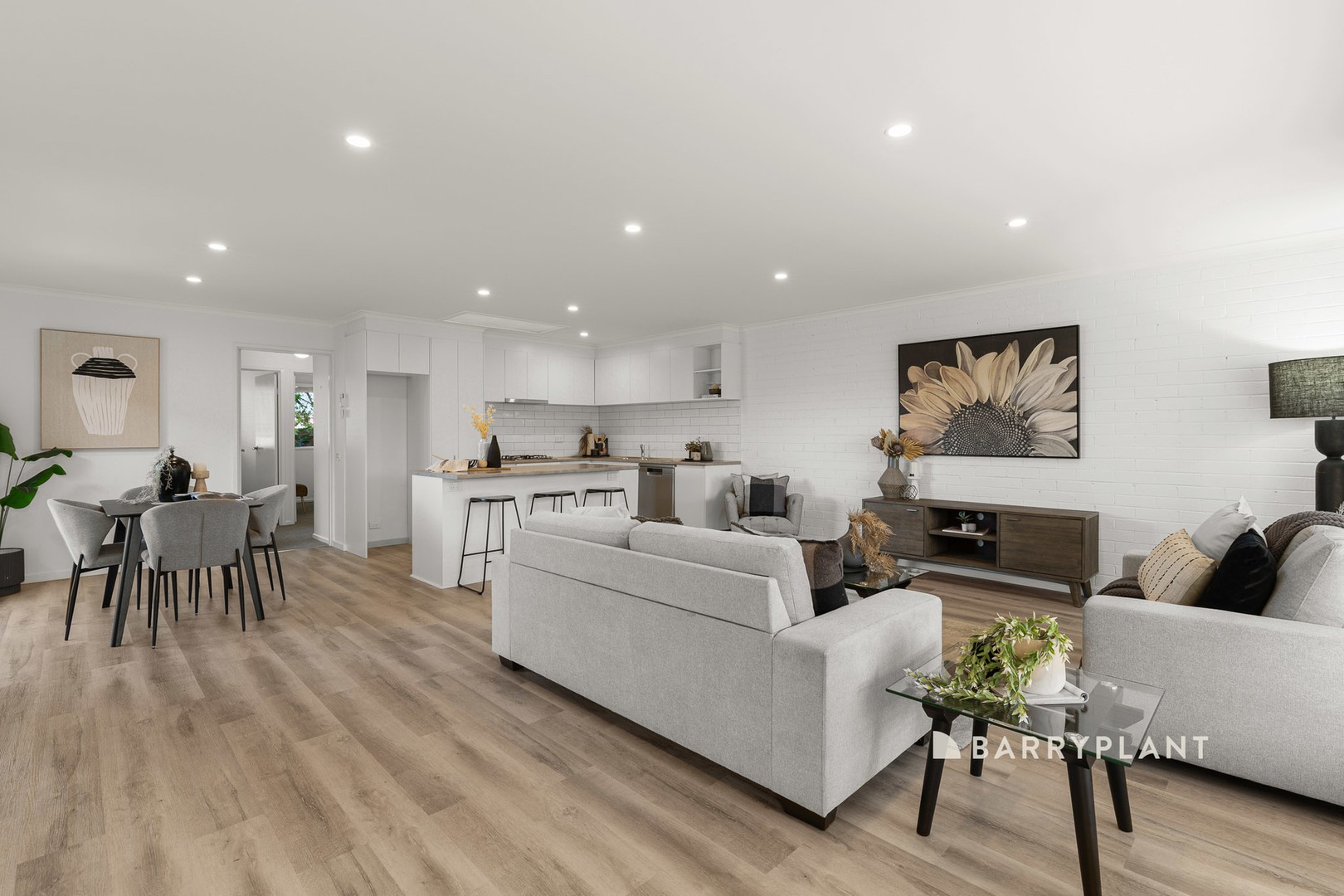 9 Warren Close, Narre Warren, VIC 3805, Narre Warren - Thumbnail 5
