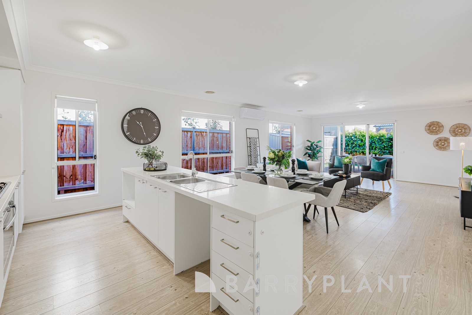 9 Welshie Street, Thornhill Park, VIC 3335, Thornhill Park - Thumbnail 3