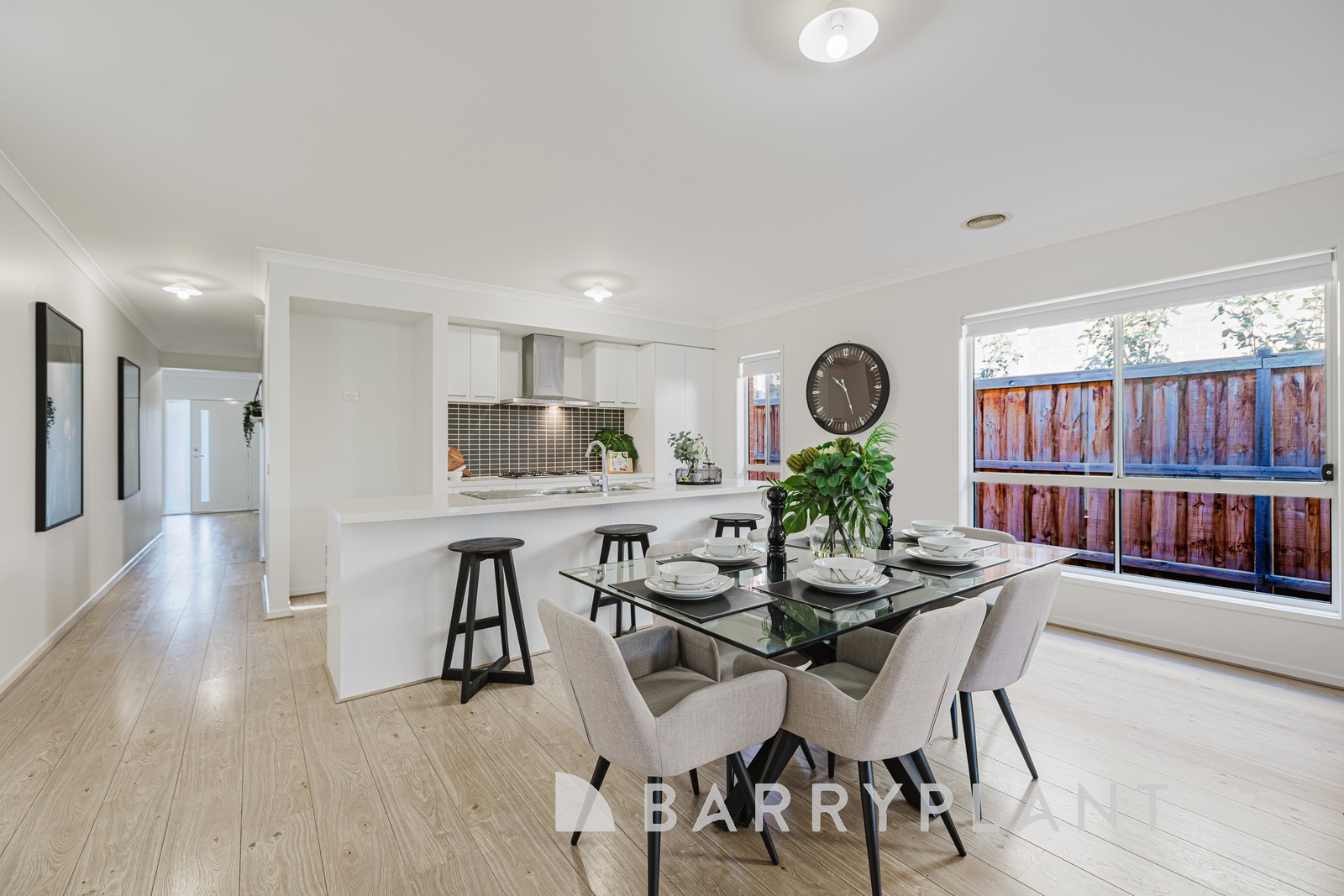 9 Welshie Street, Thornhill Park, VIC 3335, Thornhill Park - Thumbnail 2