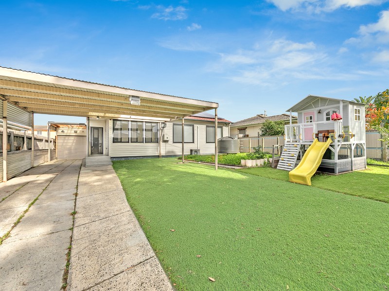 9 Westmere Crescent, Coolaroo, VIC 3048 - Image - 15/06/2026