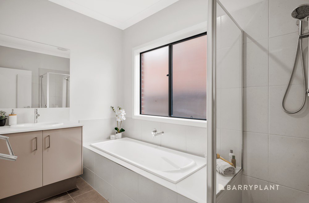 9 Weymouth Circuit, Donnybrook, VIC 3064, Donnybrook - Thumbnail 7