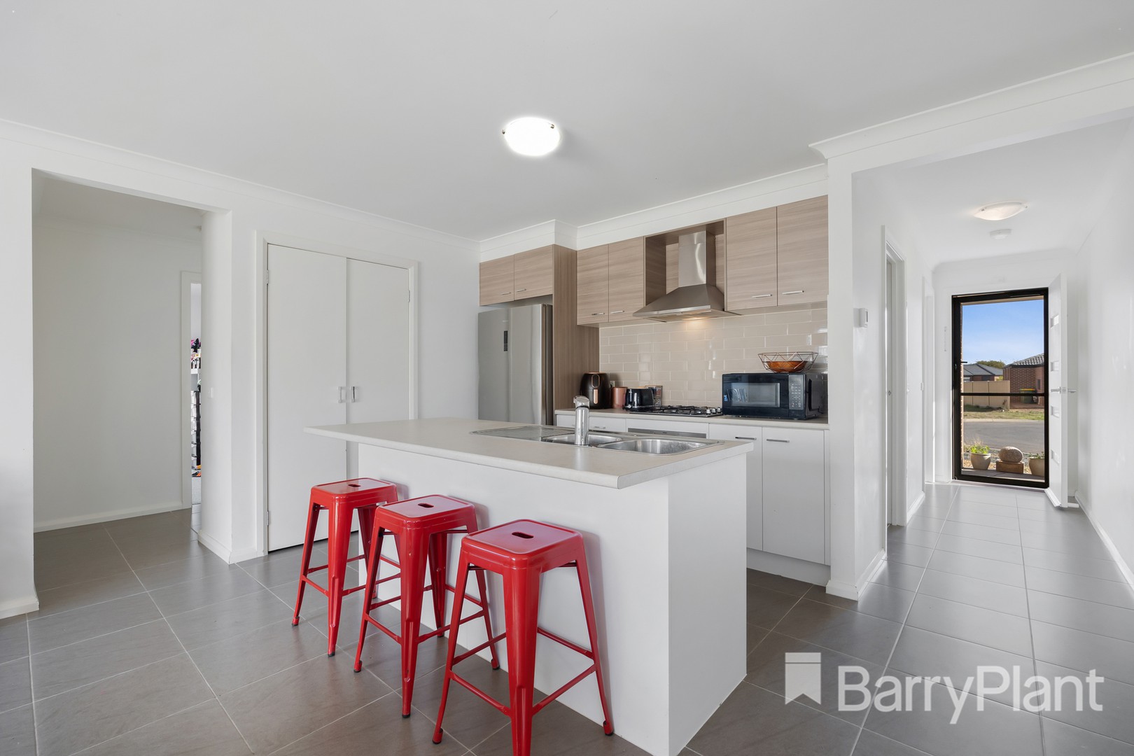 9 Whidburn Place, Sebastopol, VIC 3356, Sebastopol - Thumbnail 3