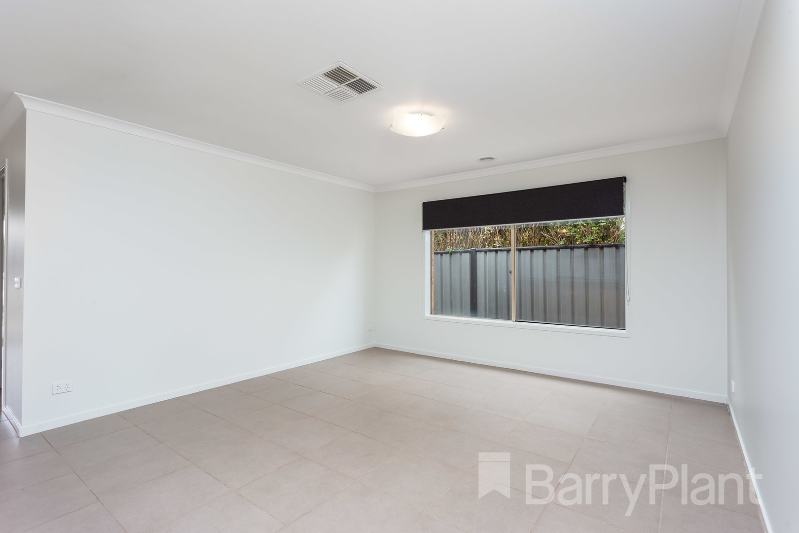 9 Whiteley Avenue, Point Cook, VIC 3030, Point Cook - Thumbnail 7