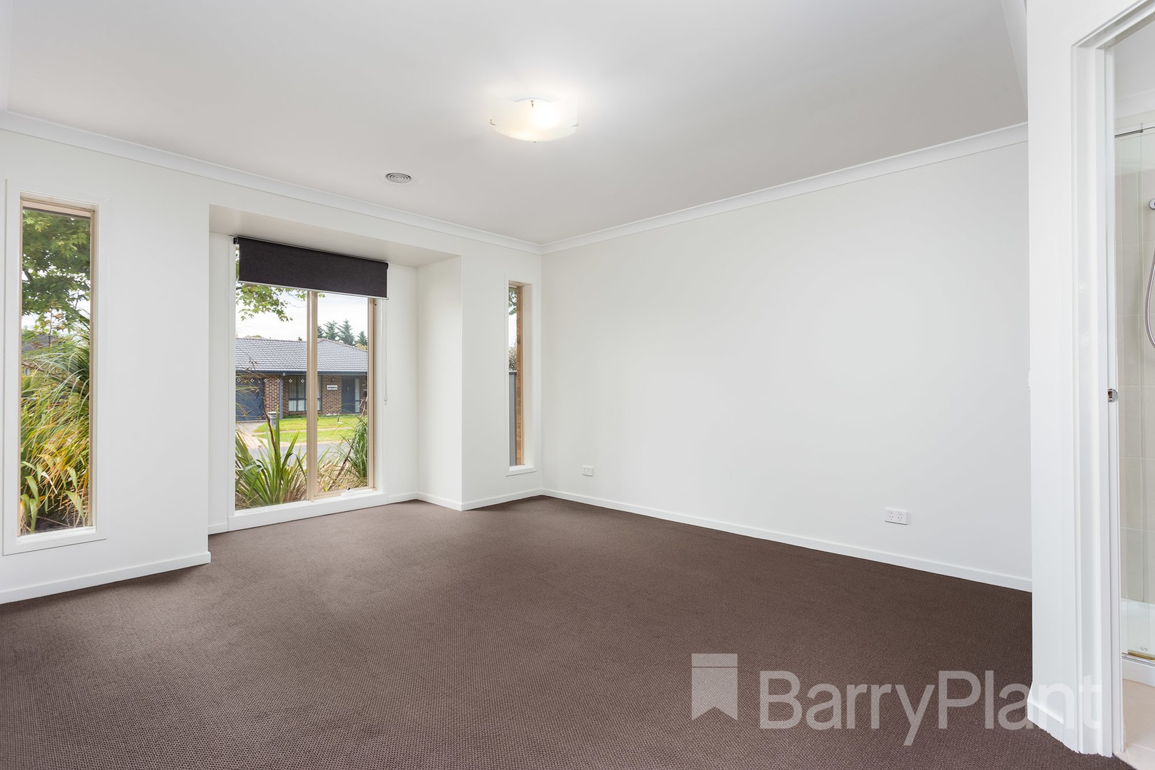 9 Whiteley Avenue, Point Cook, VIC 3030, Point Cook - Thumbnail 8