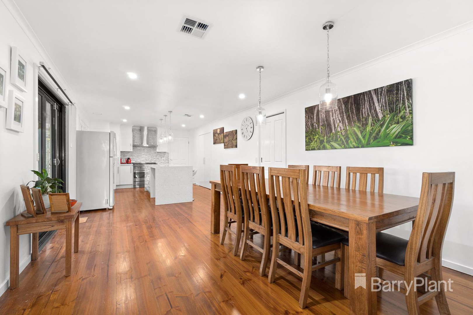 9 Whitfield CourtMill Park, VIC 3082, Mill Park - Thumbnail 4