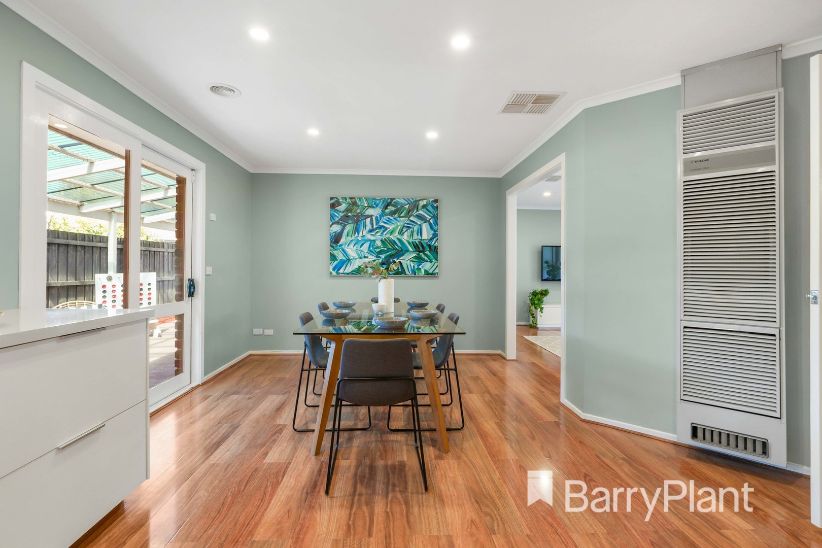 9 Wildflower Crescent, Hoppers Crossing, VIC 3029, Hoppers Crossing - Thumbnail 5
