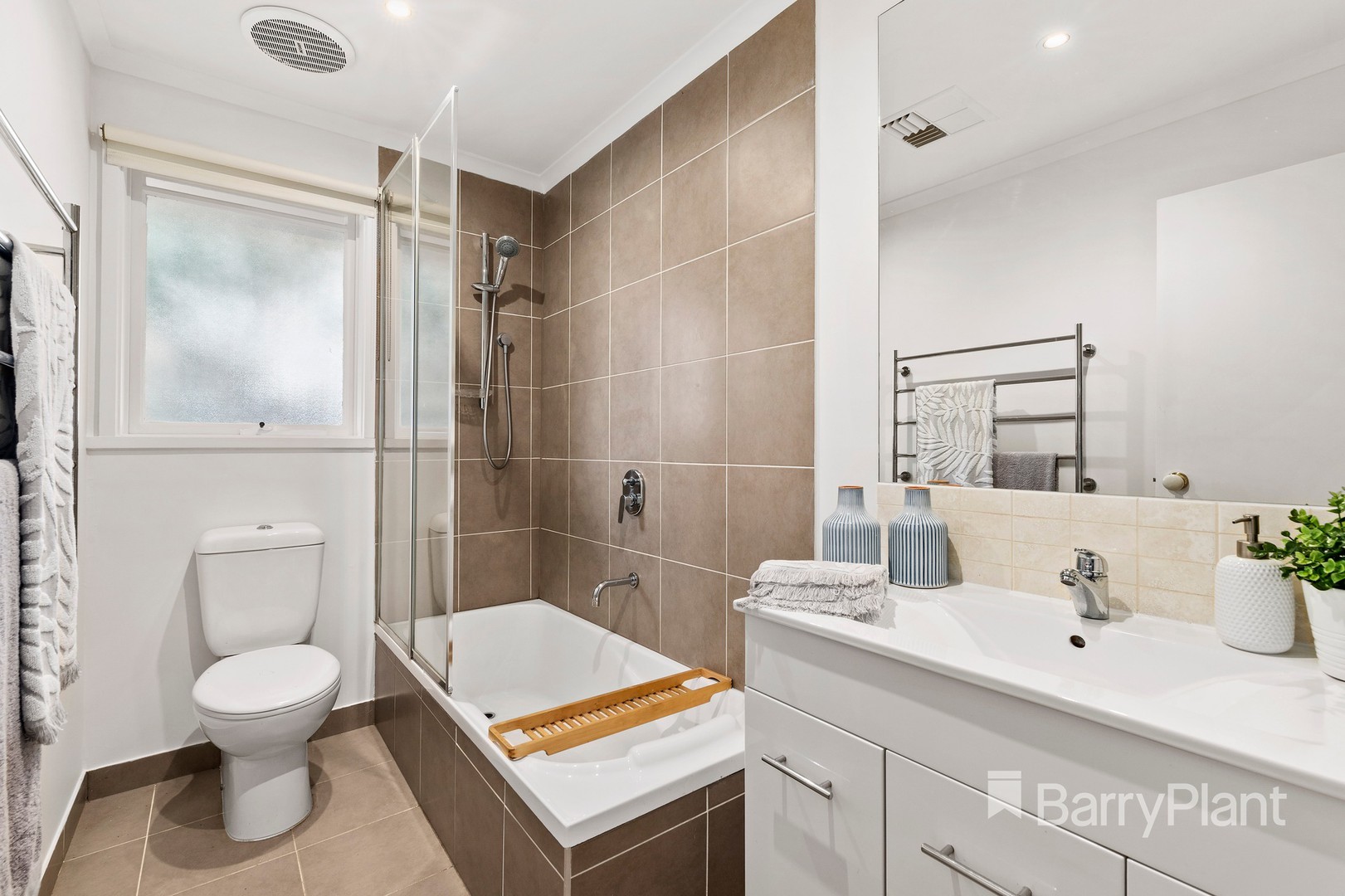 9 Winter Court, Mill Park, VIC 3082, Mill Park - Thumbnail 7