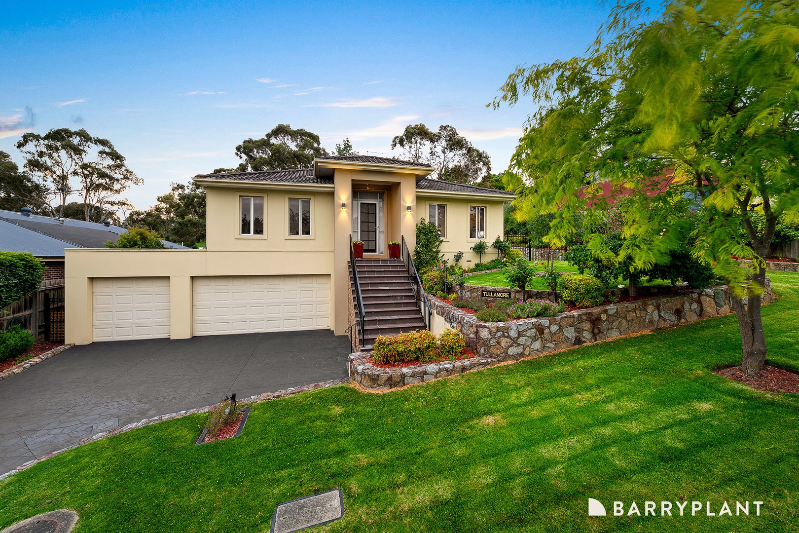 9 Woods Point Drive, Beaconsfield, VIC 3807 - Thumbnail 2 - 30/11/2023