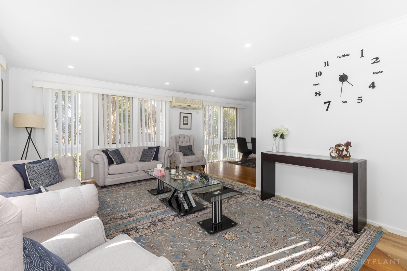 9 Woodview Court, Dandenong North, VIC 3175 - Thumbnail 2 - 04/04/2024