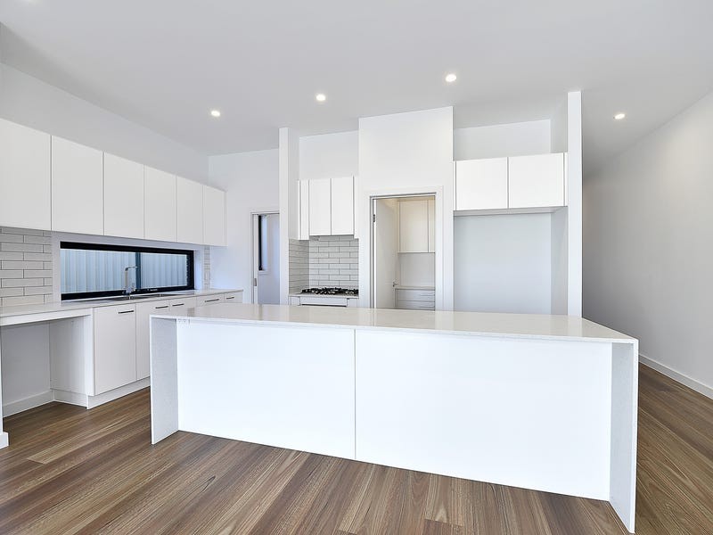 9 Woorigoleen Drive, Keilor East, VIC 3033 - Thumbnail 1 - 09/04/2026