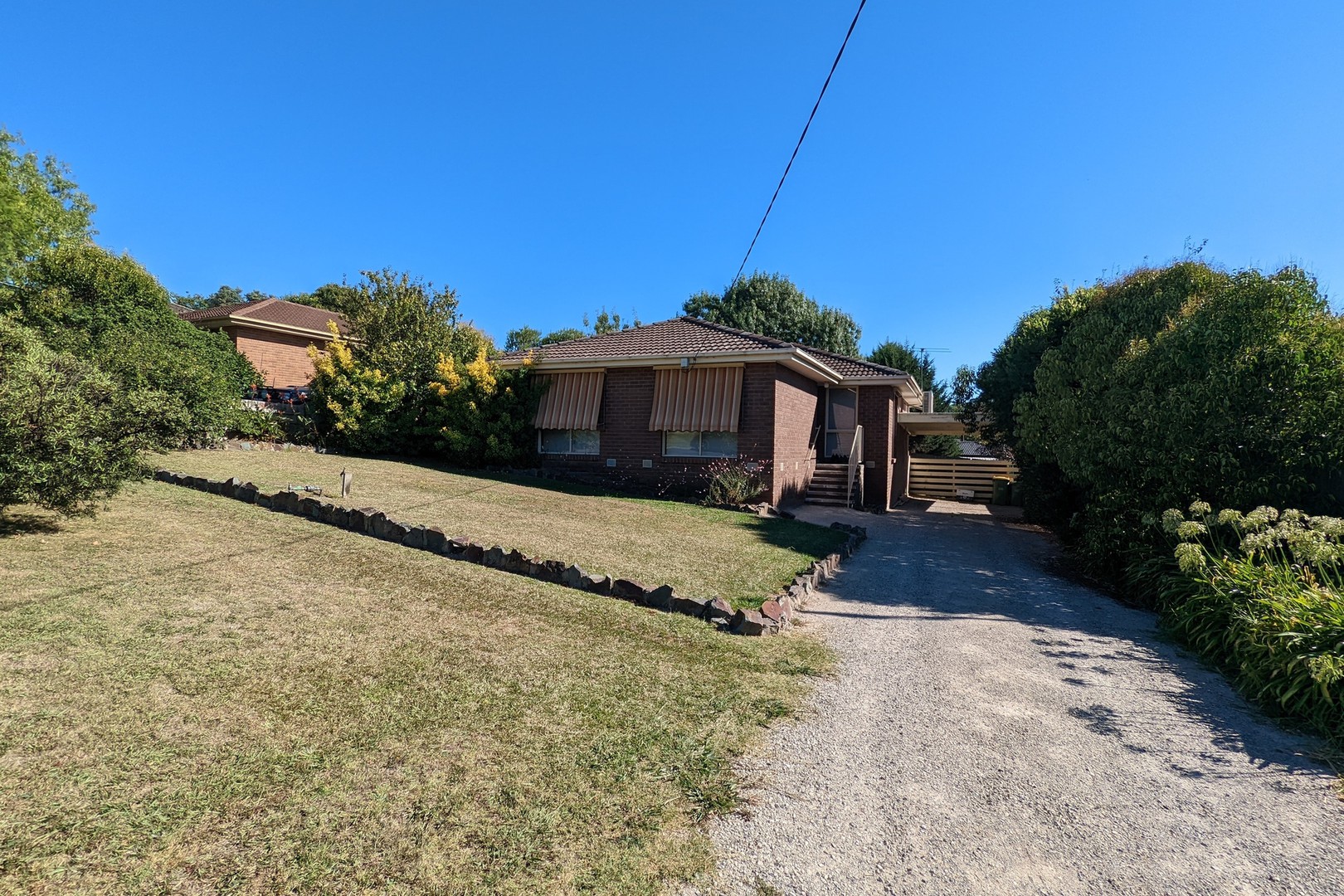 9 Yarra Street, Yarra Glen, VIC 3775 - Thumbnail 1 - 04/12/2023