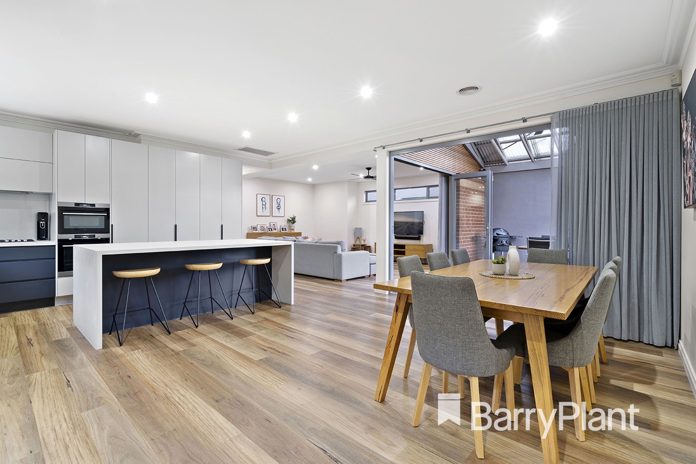 9 Yering Place, Chirnside Park, VIC 3116, Chirnside Park - Thumbnail 4