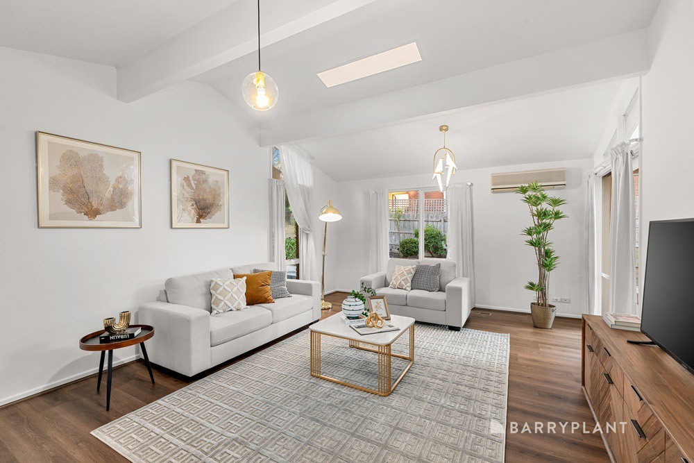 90 Amersham Drive, Wantirna, VIC 3152 - Thumbnail 2 - 12/02/2025