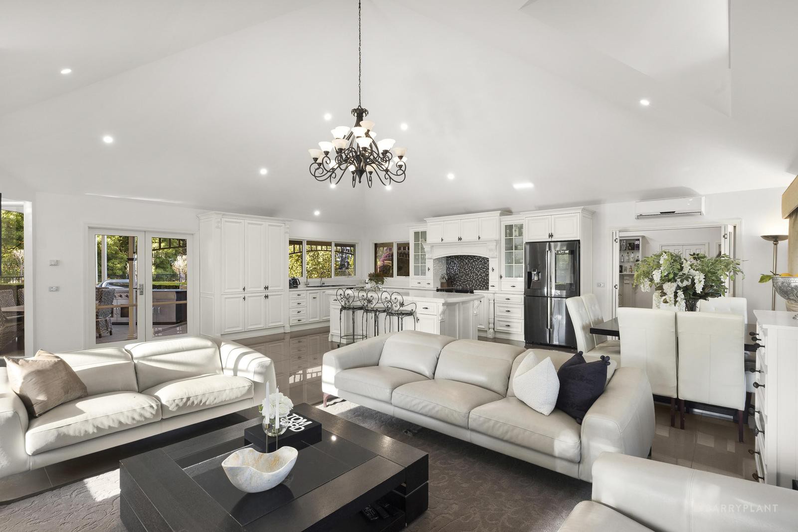 90 Bells Hill Road, Research, VIC 3095, Research - Thumbnail 7