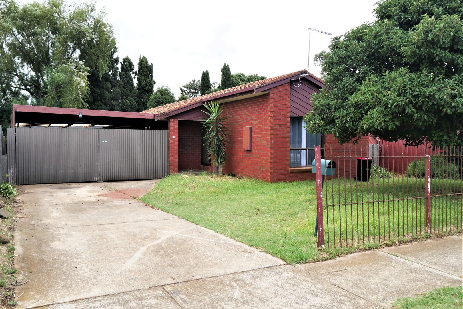90 Brooklyn Road, Melton South, VIC 3338, Melton South - Thumbnail 3
