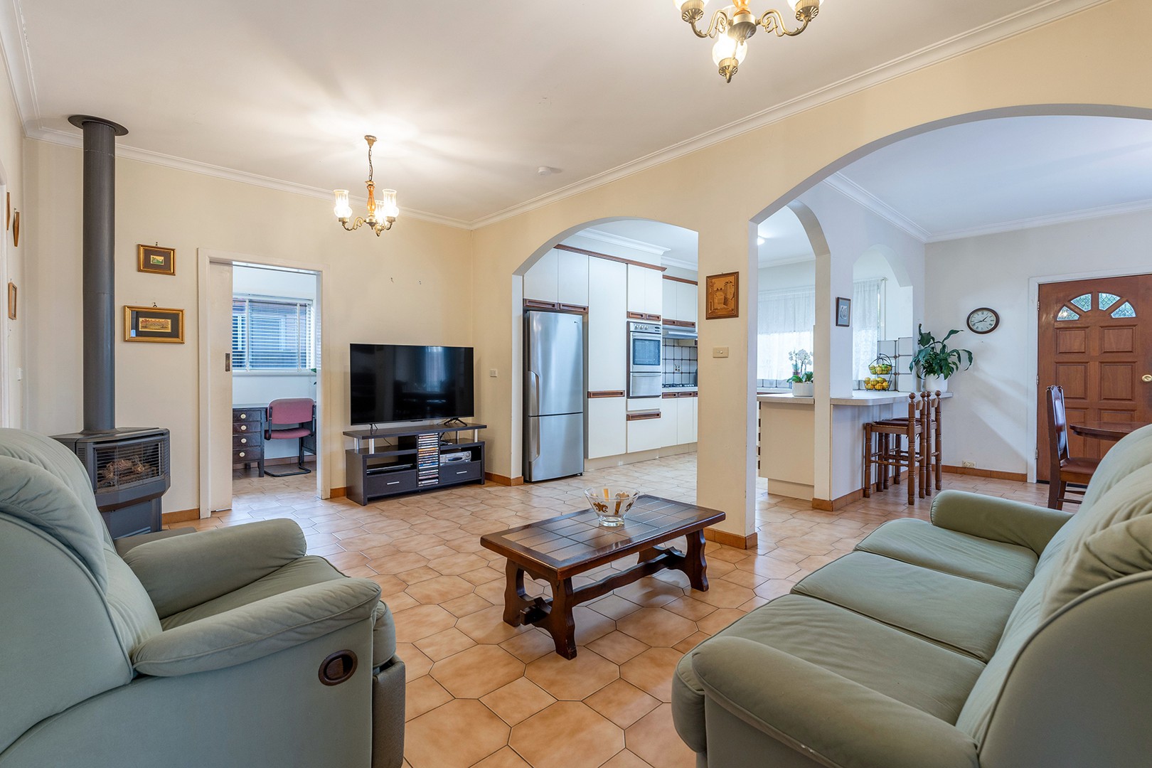 90 Cardinal Road, Glenroy, VIC 3046, Glenroy - Thumbnail 6