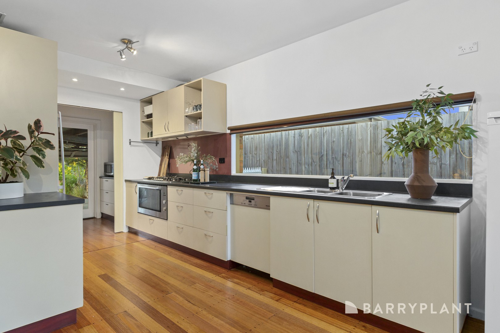 90 Coleman Road, Wantirna South, VIC 3152, Wantirna South - Thumbnail 3