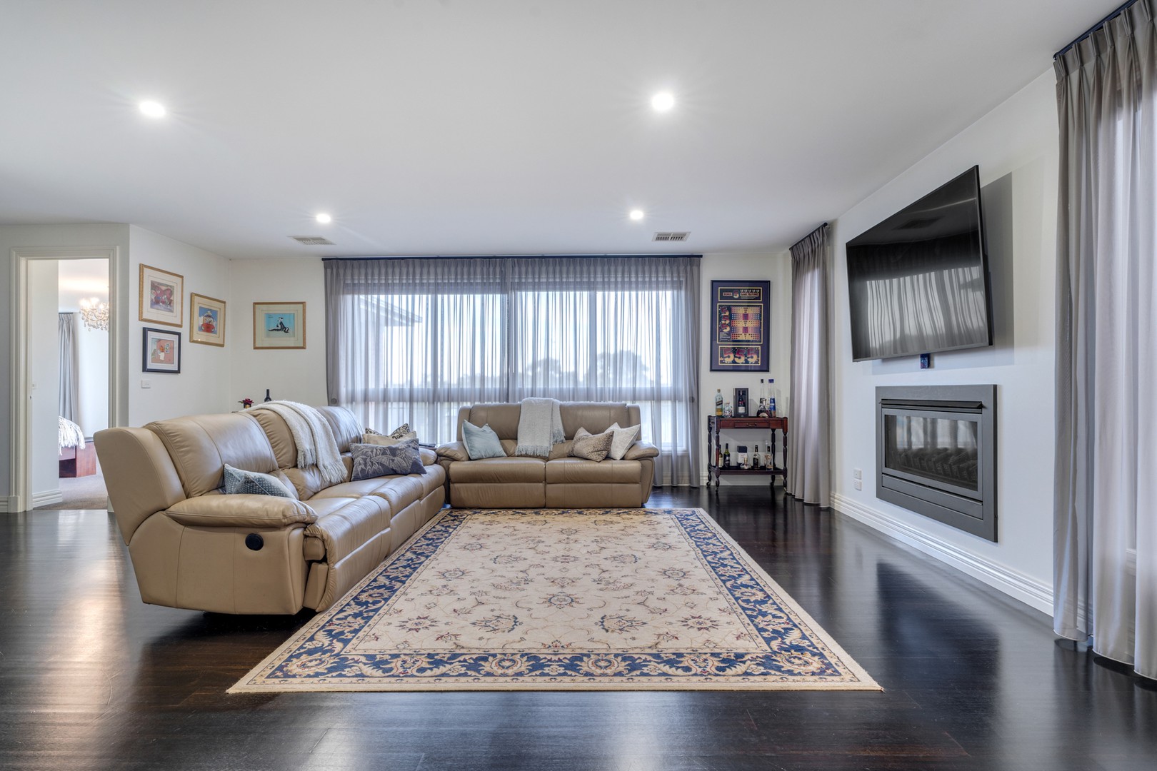 90 Forest Red Gum Drive, Mickleham, VIC 3064, Mickleham - Thumbnail 7