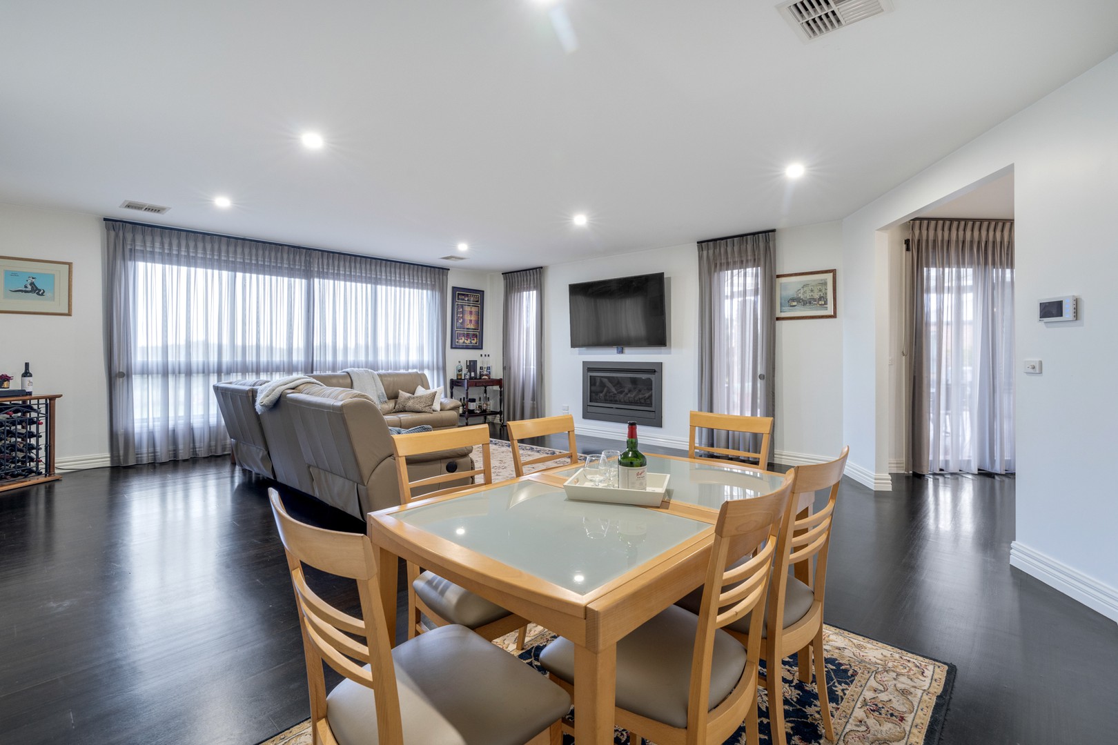 90 Forest Red Gum Drive, Mickleham, VIC 3064, Mickleham - Thumbnail 8