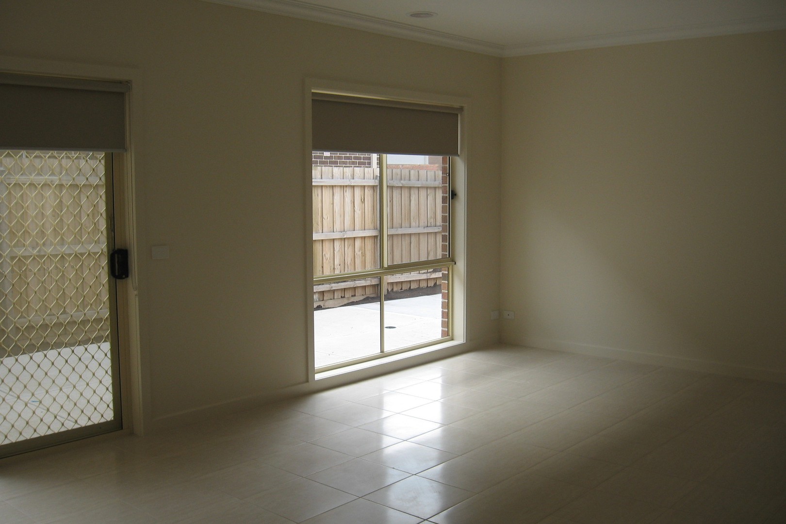 90 Foxwood Drive, Point Cook, VIC 3030, Point Cook - Thumbnail 2