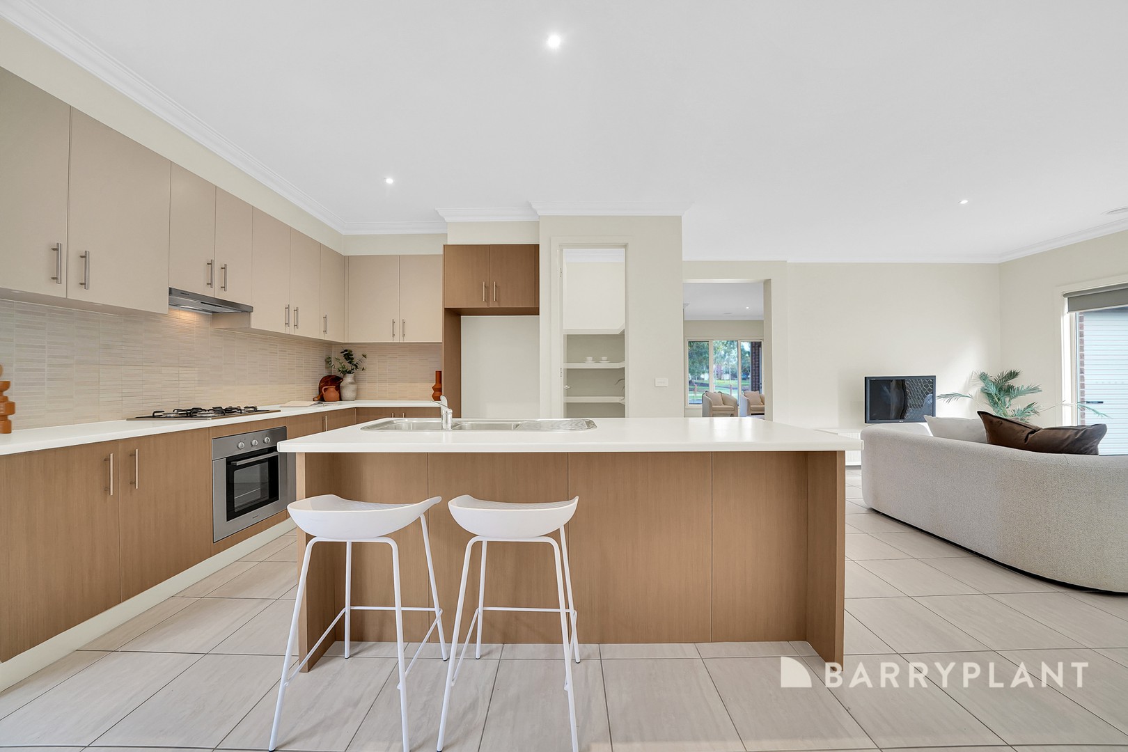 90 Foxwood Drive, Point Cook, VIC 3030 - Thumbnail 1 - 03/09/2026