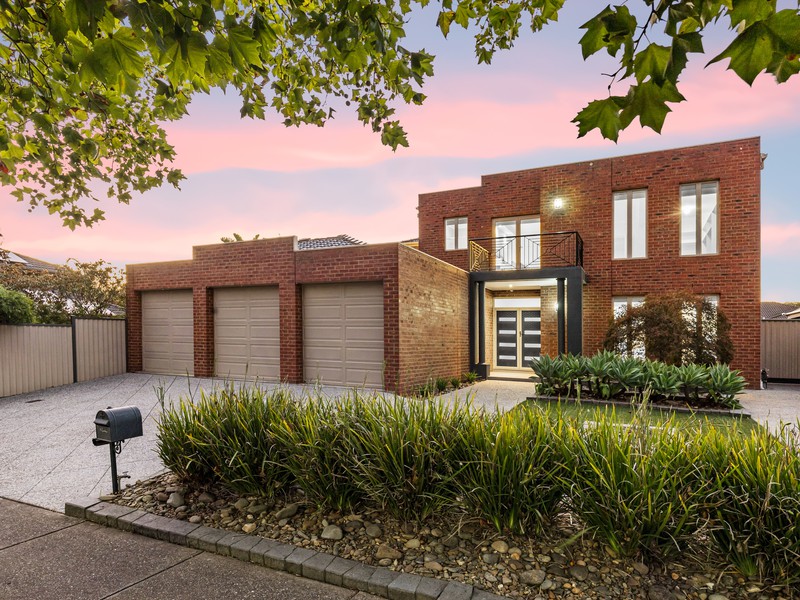 90 Hillcrest Drive, Hillside, VIC 3037 - Image - 05/03/2026
