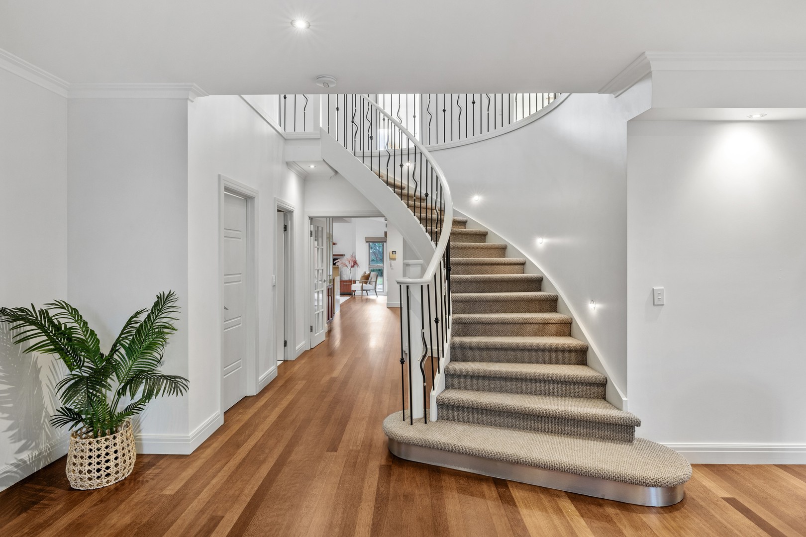 90 Hillcrest Drive, Hillside, VIC 3037, Hillside - Thumbnail 4