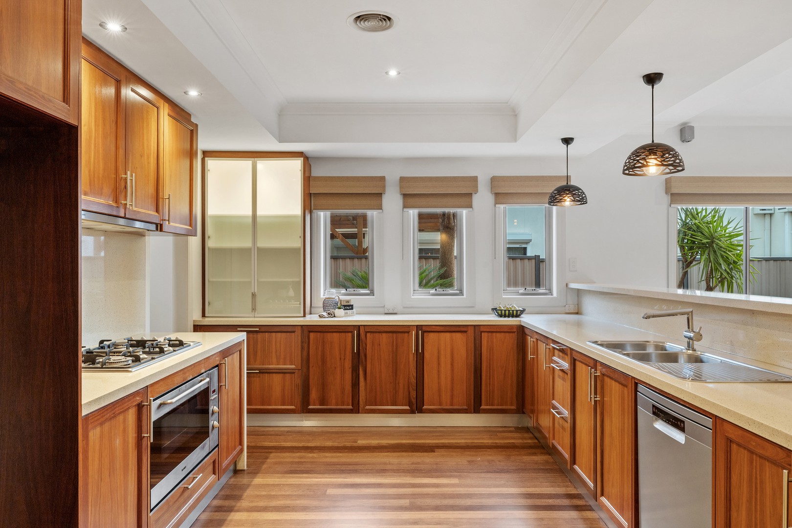 90 Hillcrest Drive, Hillside, VIC 3037, Hillside - Thumbnail 5