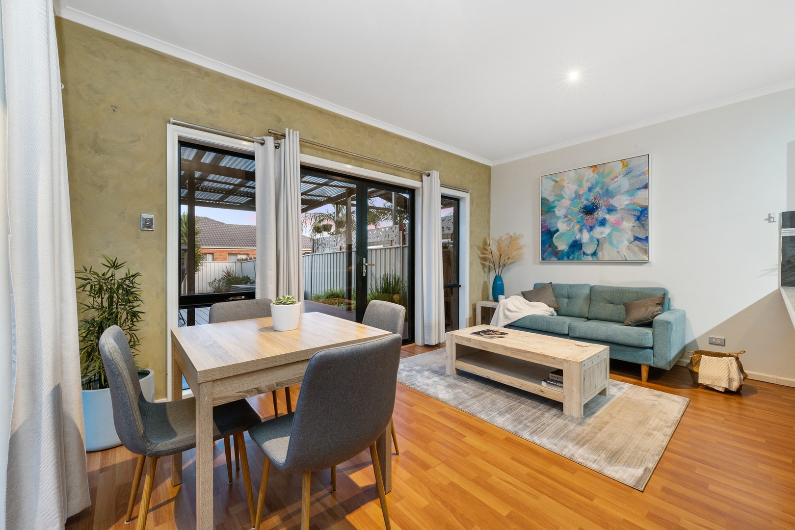 90 Jindabyne Avenue, Taylors Hill, VIC 3037, Taylors Hill - Thumbnail 4