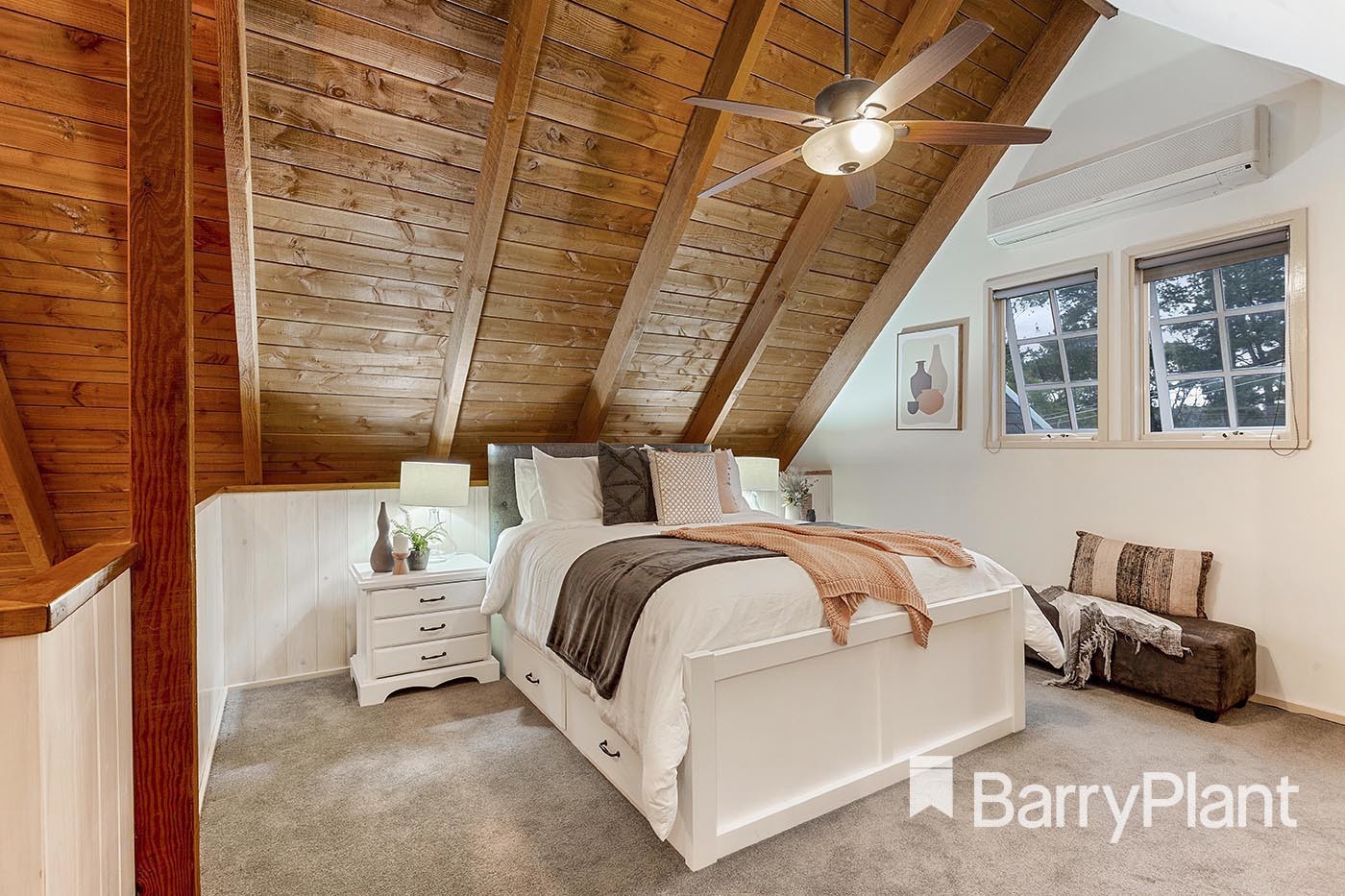 90 Johns CrescentMount Evelyn, VIC 3796, Mount Evelyn - Thumbnail 2