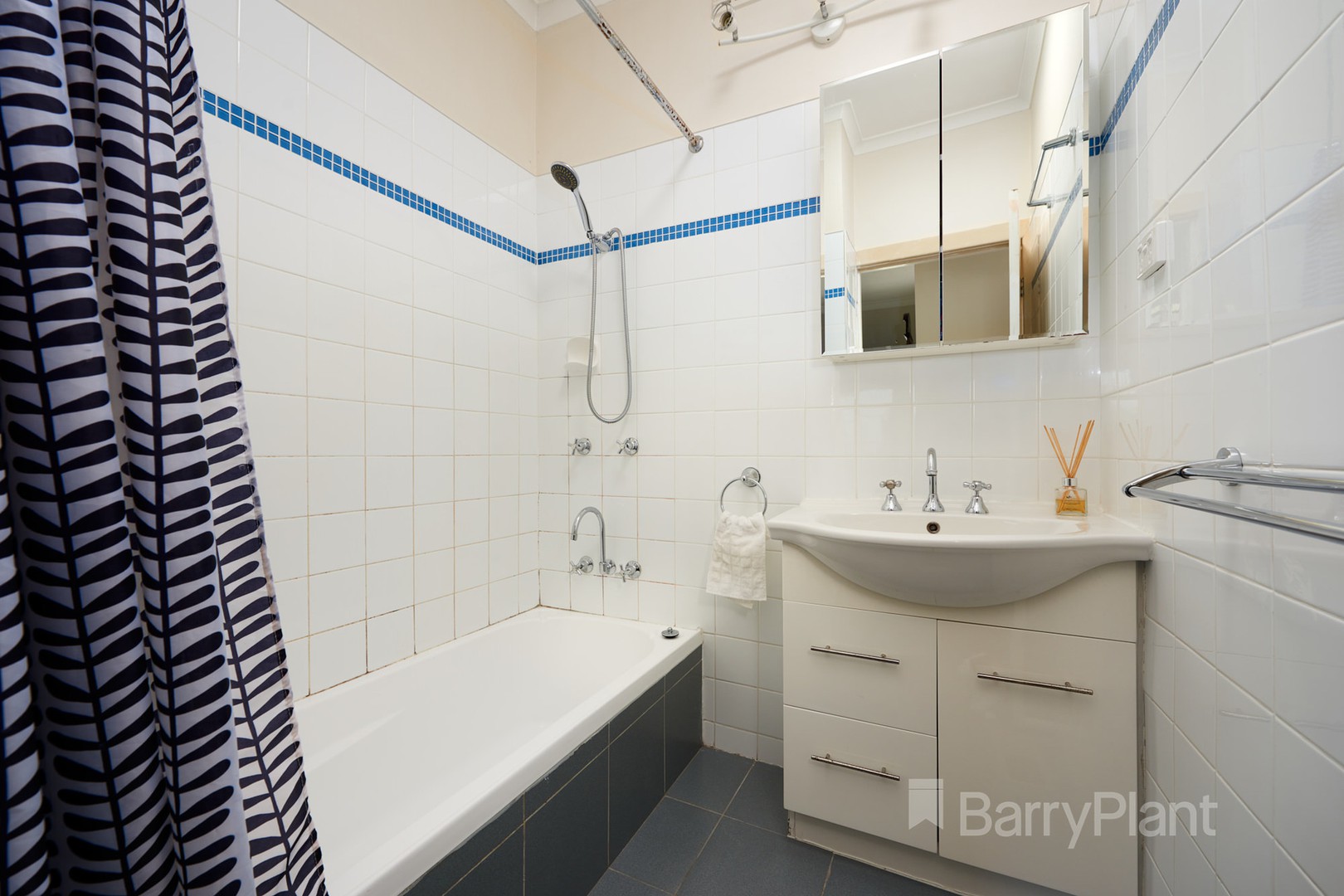 90 Liege Avenue, Noble Park, VIC 3174, Noble Park - Thumbnail 6