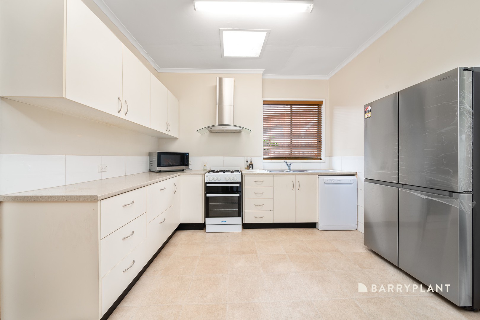 90 Plumpton Avenue, Glenroy, VIC 3046, Glenroy - Thumbnail 4