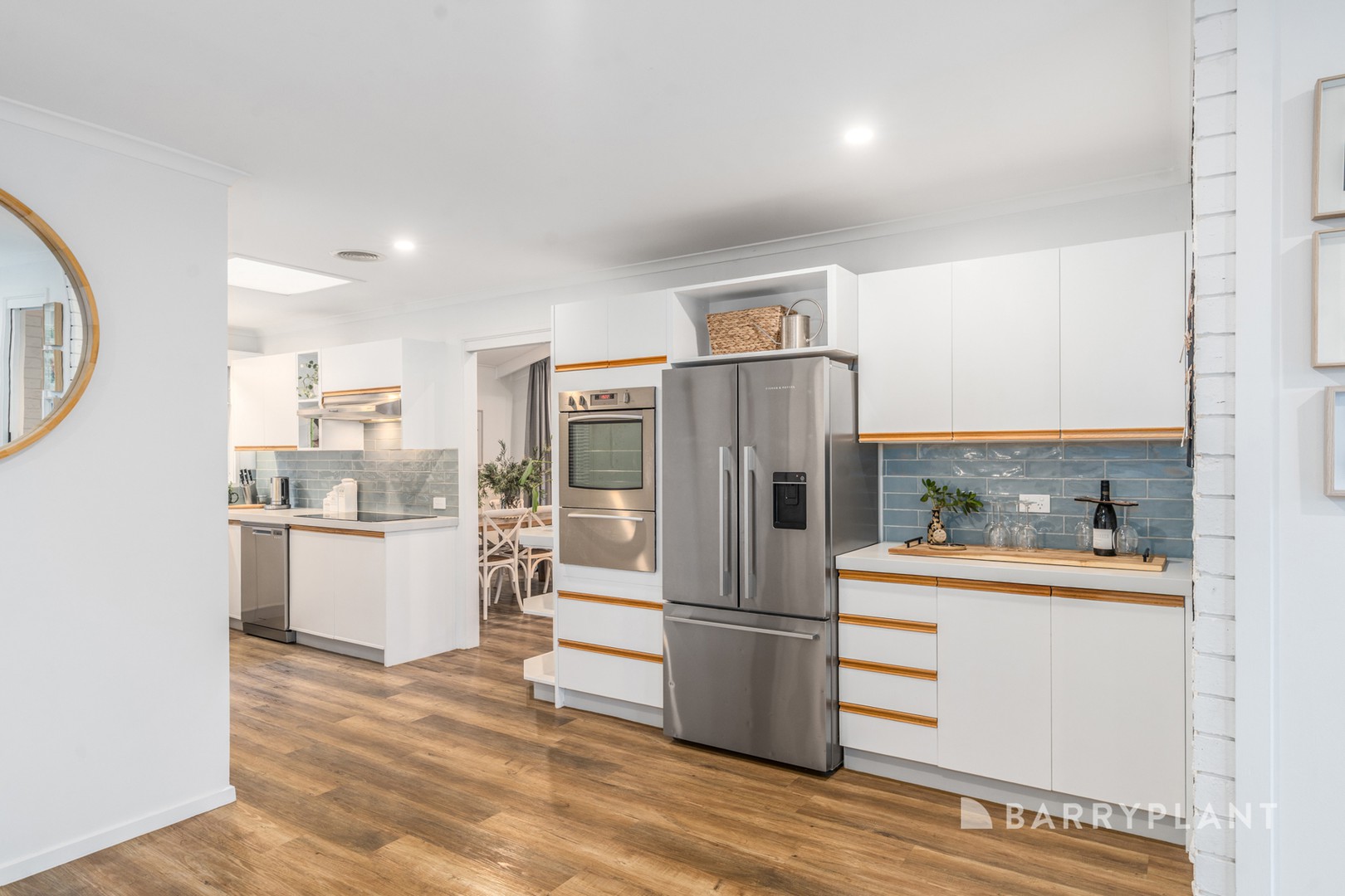 90 Tahara Street, Hamlyn Heights, VIC 3215 - Thumbnail 2 - 18/02/2026