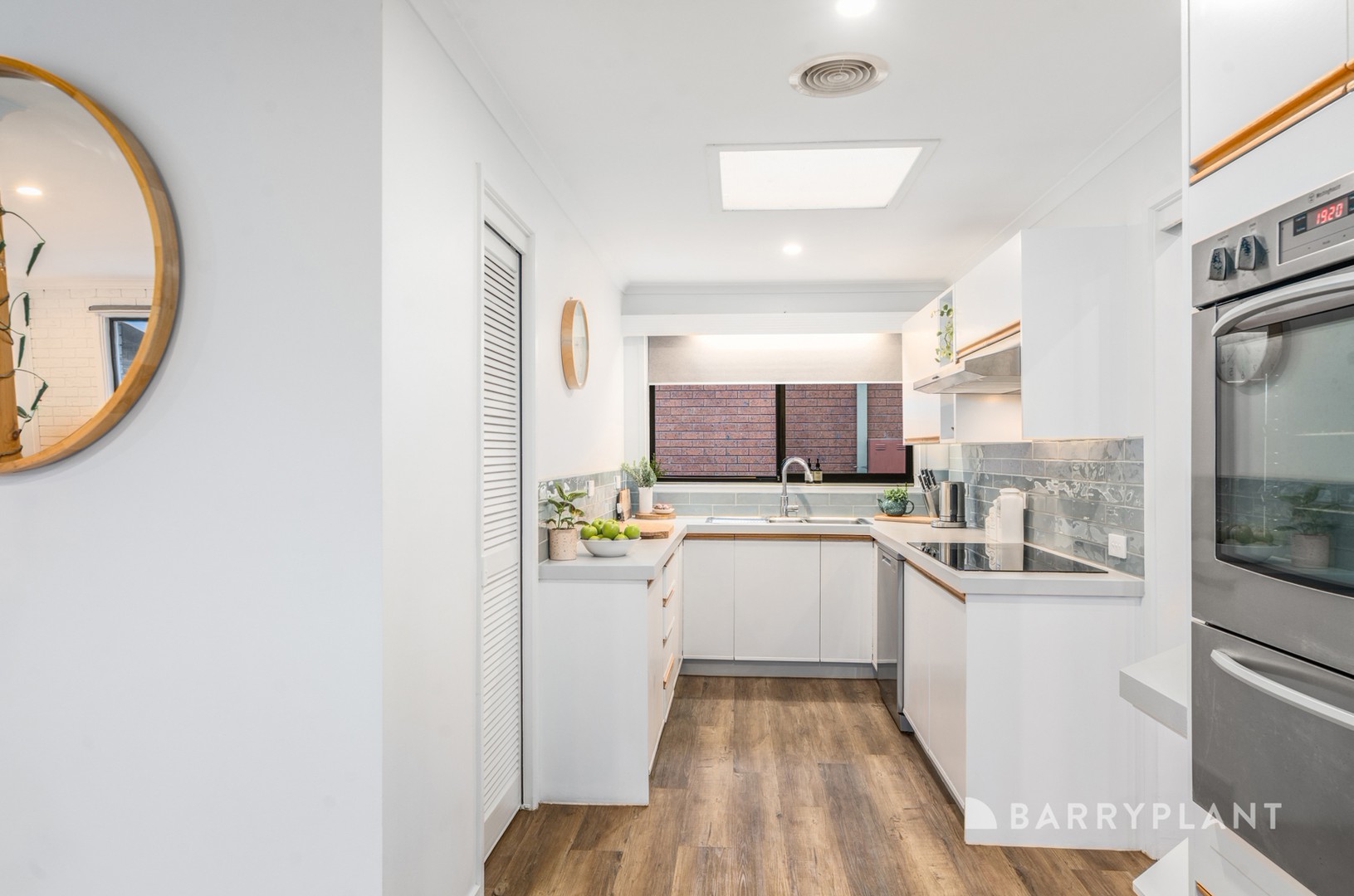 90 Tahara Street, Hamlyn Heights, VIC 3215, Hamlyn Heights - Thumbnail 3