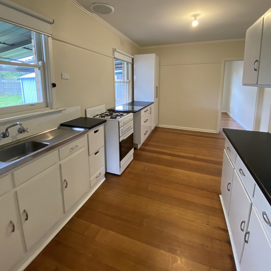 90 Victory Road, Airport West, VIC 3042, Airport West - Thumbnail 4