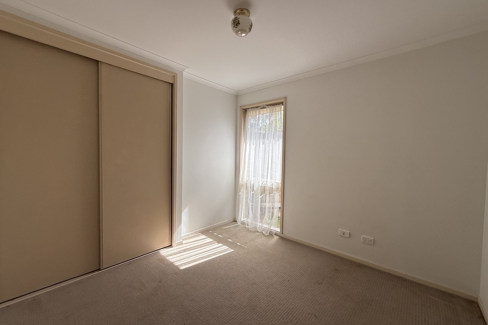 90 Yarcombe Crescent, Craigieburn, VIC 3064, Craigieburn - Thumbnail 6