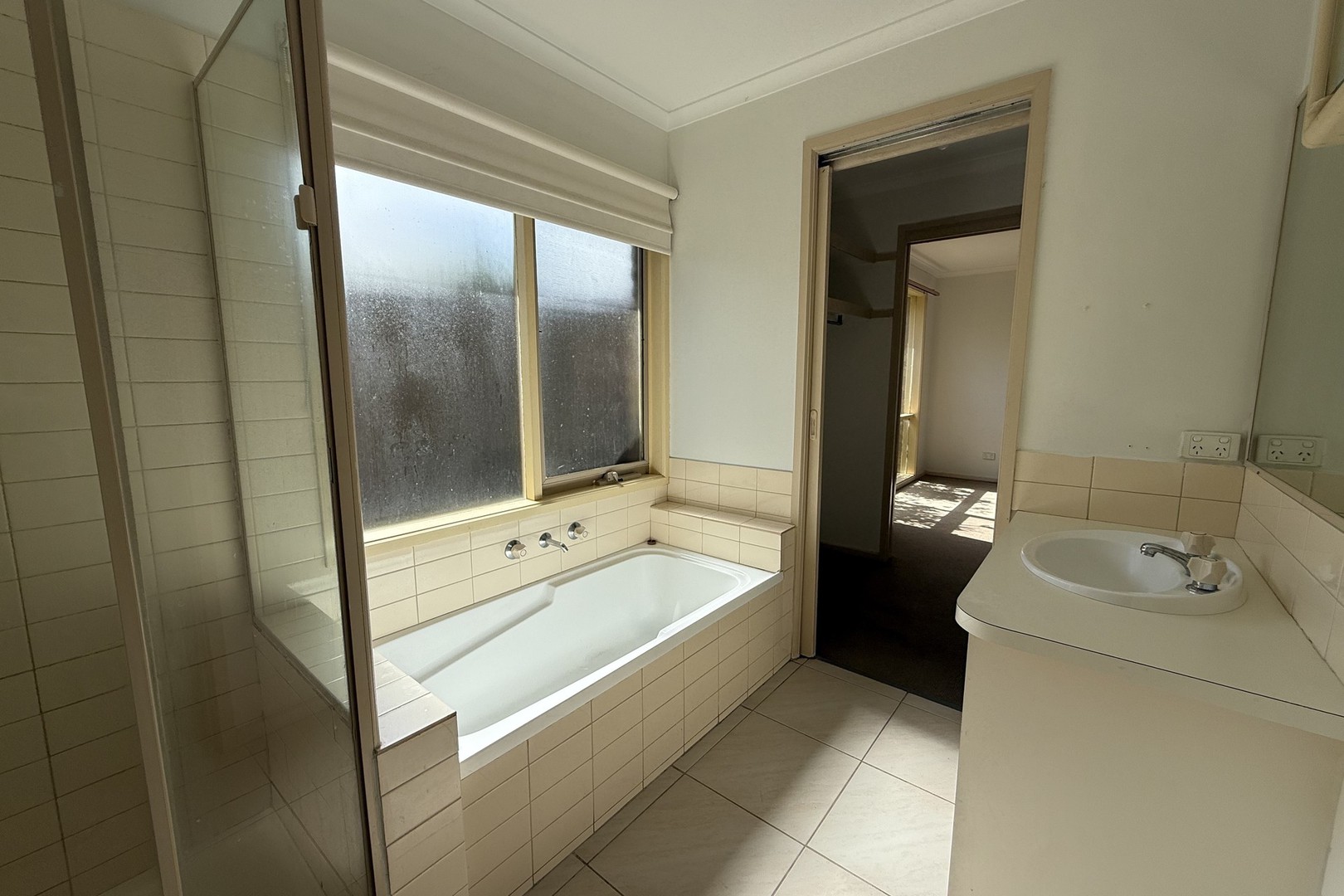 90 Yarcombe Crescent, Craigieburn, VIC 3064, Craigieburn - Thumbnail 8