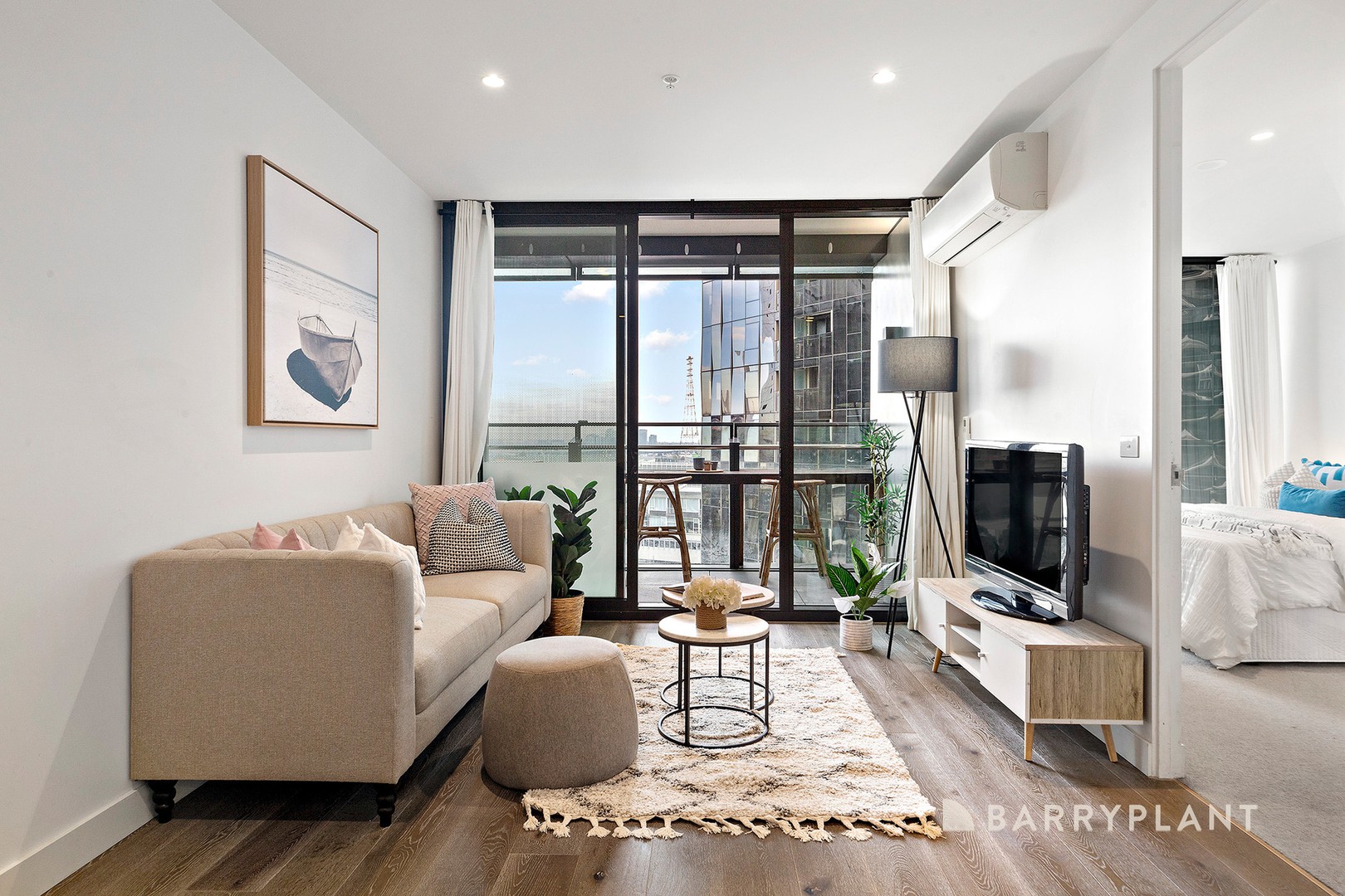 902/15 Doepel Way, Docklands, VIC 3008, Docklands - Thumbnail 2